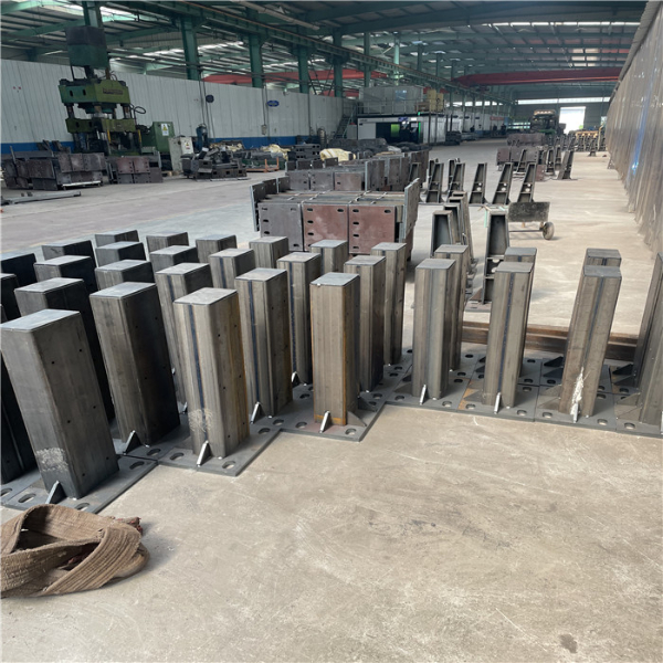 橋梁防護(hù)景觀護(hù)欄 橋梁防撞護(hù)欄